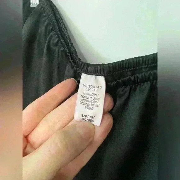 Victoria’s Secret Womens Black Lace Cami Shorts Babydoll Romantic  Set Small - Picture 5 of 15